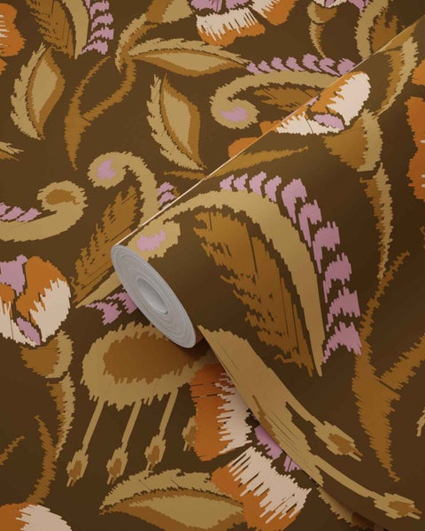 Tapetenrolle mit abstraktem Ikat-Blumenmuster in Braun, Orange und Violett, Vliestapete.