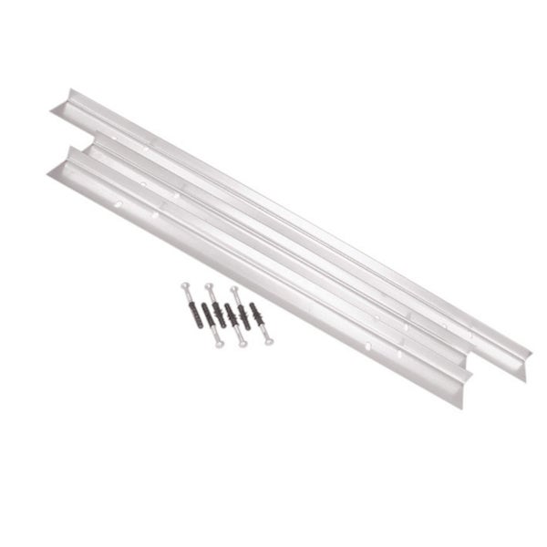 Zwei Aluminium Profile mit Schrauben zur Montage