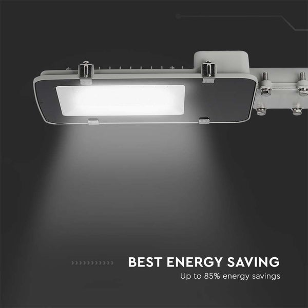 LED-Straßenlaterne mit Energiesparfunktion