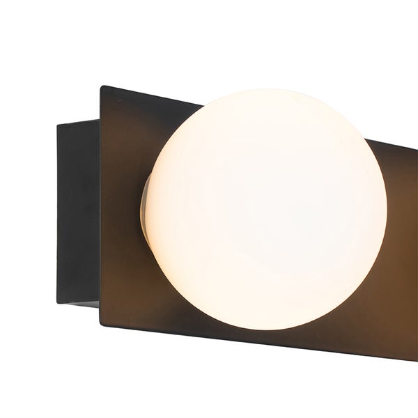 Wandleuchte mit runder Glaskugel und Metallgehäuse