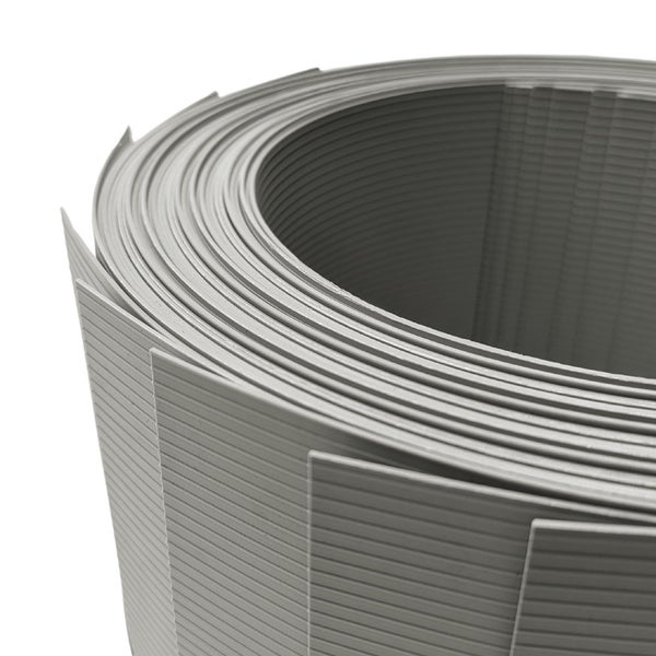 Rolle aus Rasenkantenbegrenzung aus Kunststoff