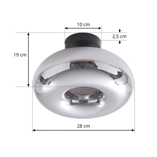Deckenleuchte mit spiegelndem Glasschirm. Breite 28 Zentimeter, Höhe 19 Zentimeter. Sockel 10 Zentimeter breit und 2,5 Zentimeter hoch.