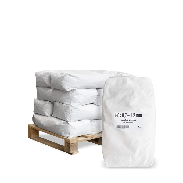 HQS Werksgemisch 0,7 bis 1,2 Millimeter, Palettenware in 25 Kilogramm Papiersäcken.