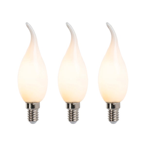 Drei LED Leuchtmittel in Windstoßkerzenform mit E14 Sockel und mattem Glas