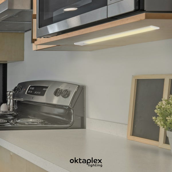 Oktaplex Riva LED Unterbauleuchte dimmbar mit Sensor 57,5cm warmweiß 3000K silber