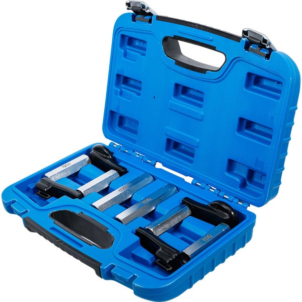 Werkzeugsatz in blauem Werkzeugkoffer