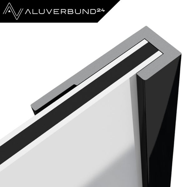 Detailansicht einer Aluminiumverbundplatte mit Einfassung