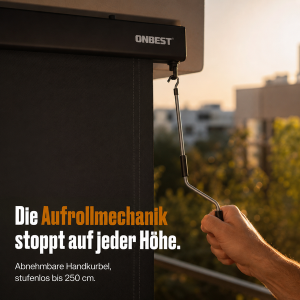 Handbedienung einer Onbest Senkrechtmarkise mit Handkurbel. Die Aufrollmechanik stoppt stufenlos auf jeder Höhe bis 250 Zentimeter.