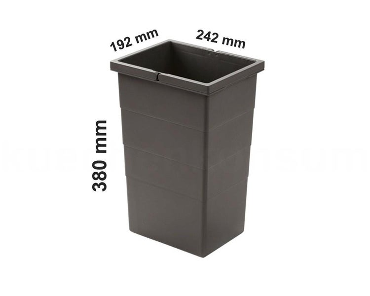 Grauer Abfalleimer aus Kunststoff mit Maßen: Breite 192 Millimeter, Tiefe 242 Millimeter, Höhe 380 Millimeter.
