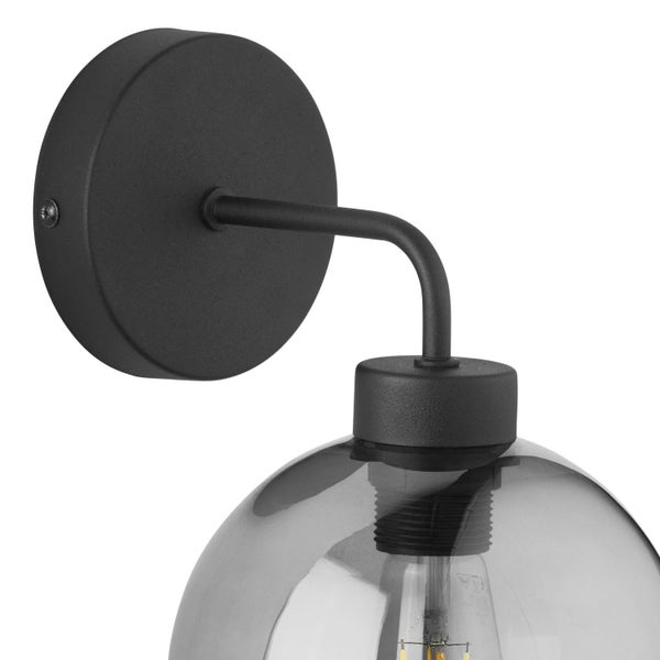 Wandleuchte mit Glasschirm