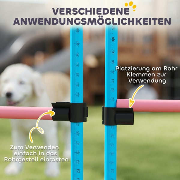 Verstellbare Agility-Hürde für Hunde mit Messskala und Klemmsystem für die Höhenverstellung der Querstange.