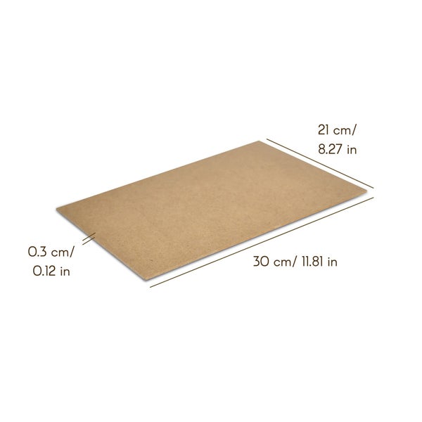 MDF-Platte mit den Maßen 30 Zentimeter Länge, 21 Zentimeter Breite und 0,3 Zentimeter Stärke.