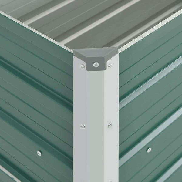 Detailansicht der Eckkonstruktion eines Hochbeets aus Metall mit Eckpfosten und verschraubten Profilblechen.
