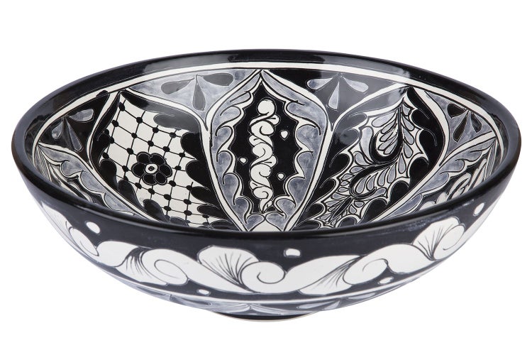 Keramikschale mit dekorativem Muster