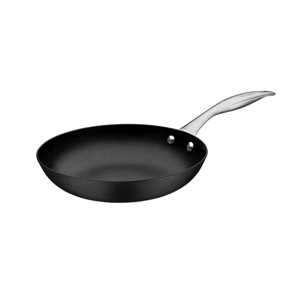 Bratpfanne mit Metallgriff