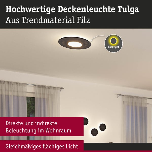 Runde Deckenleuchte Tulga aus Filz mit direktem und indirektem Licht (Backlight) in einem modern eingerichteten Wohnraum.