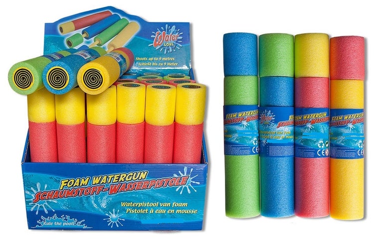 Ausziehbare Bodenwanne für einfache Reinigung eines Hundehauses.