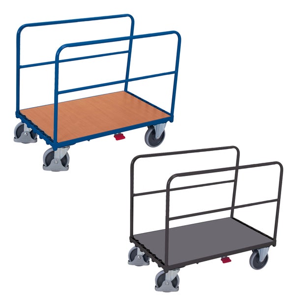 Plattformwagen mit hohen Seitenwänden aus Metall und vier Rollen.