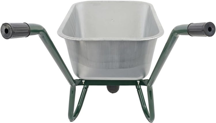 Schubkarre für den Transport von Gartenmaterialien