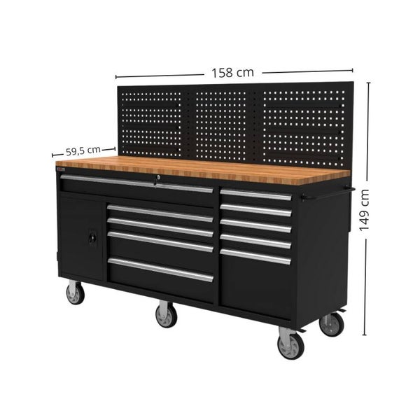 Werkbankwagen mit Lochwand, einer Tür, mehreren Schubladen, einer Arbeitsplatte und Rollen mit den Maßen 158 x 59,5 x 149 cm.
