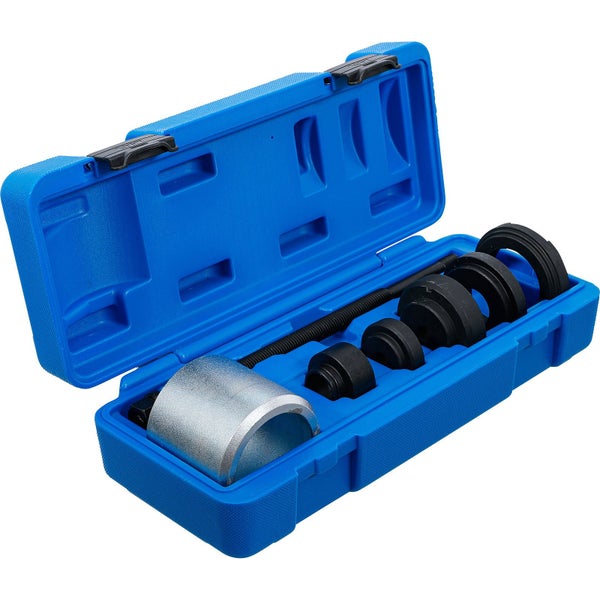 Buchsenwerkzeugsatz im blauen Koffer