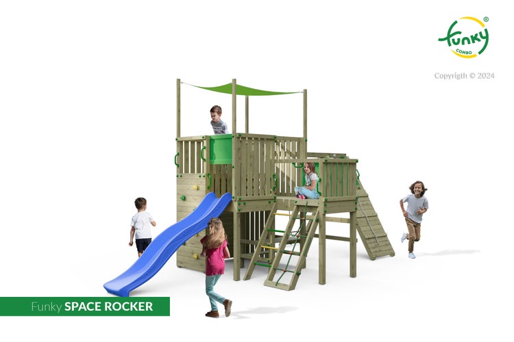 Funky SPACE ROCKER Holzkletterturm mit blauer Rutsche, Kletterwand, Leitern und grünem Sonnendach, mit spielenden Kindern. Funky Combo Logo.