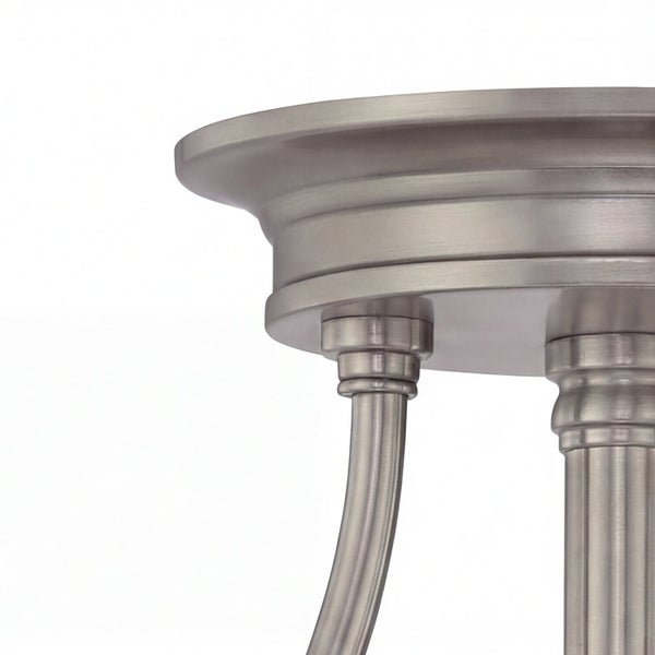 Detailaufnahme einer Deckenleuchte mit Metallelementen