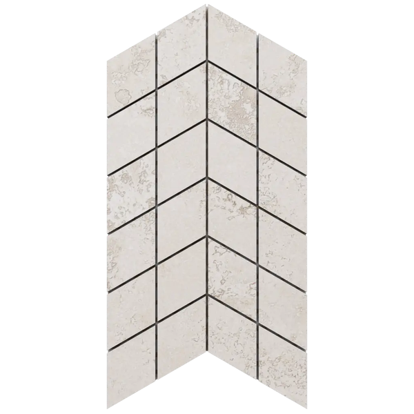 Mosaikfliese im Chevron-Muster mit Naturstein-Struktur in Beige.