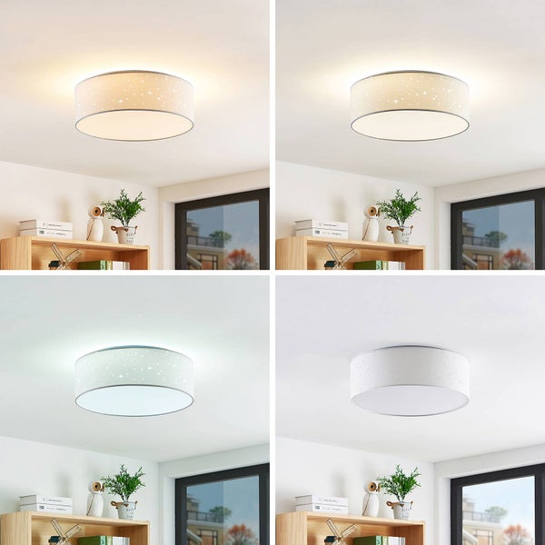 Runde Stoff-Deckenleuchte mit Sterneneffekt, Darstellung von vier verschiedenen Lichtstimmungen von warmweiß bis tageslichtweiß in einem Zimmer.