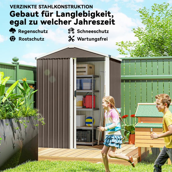 Garten-Lounge-Set bestehend aus einem Sofa, zwei Sesseln und einem Couchtisch aus dunklem Metall mit Latten-Design.