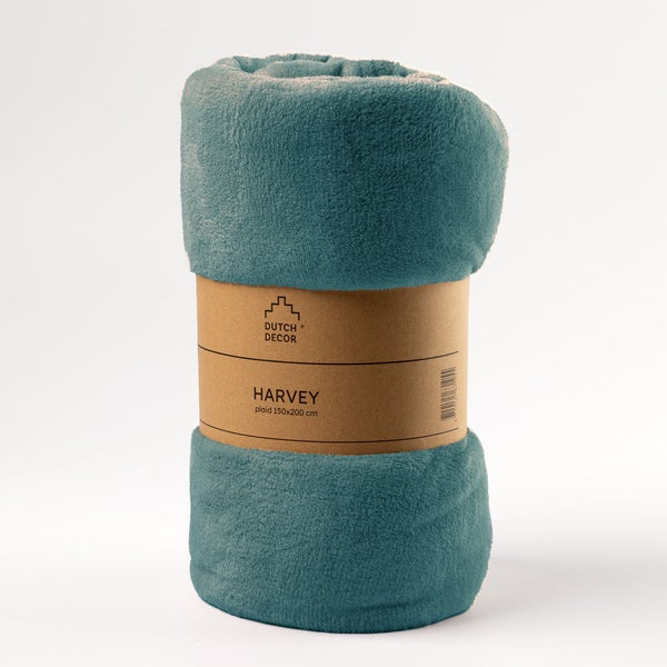 Gerollte Kuscheldecke mit Banderole der Marke Dutch Decor, Modell Harvey, Größe 150x200 cm