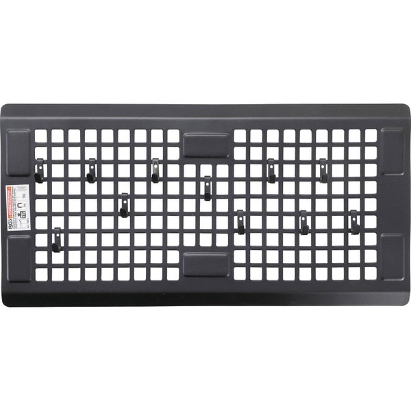 Werkzeughalterung mit Löchern zur Werkzeugaufbewahrung