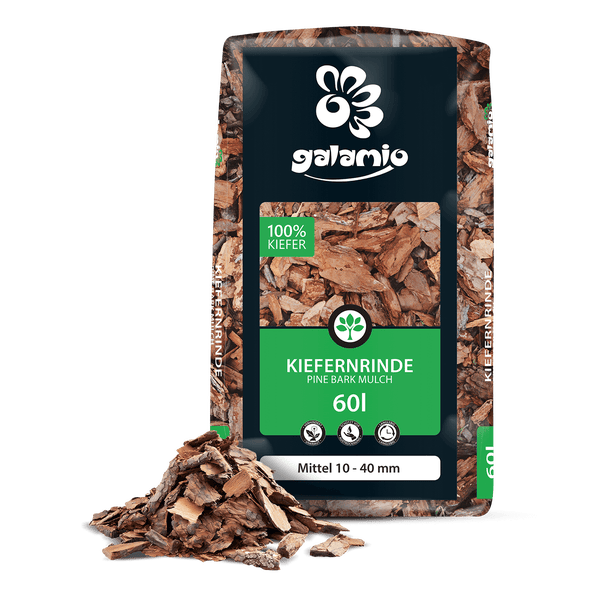 Galamio Kiefernrinde 60 Liter im Sack und als lose Probe, Körnung 10 bis 40 Millimeter.