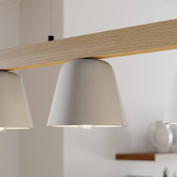 Pendelleuchte mit fünf Leuchten und Holzbalken