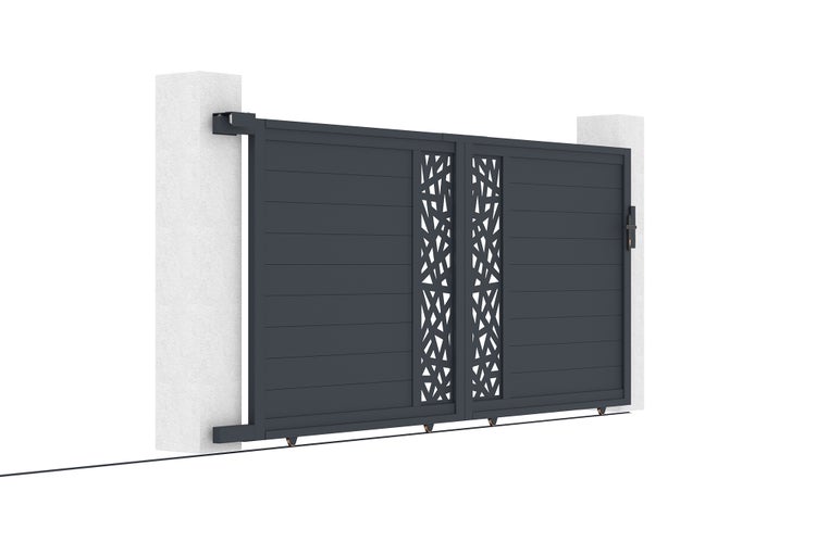 Aluminium-Schiebetor in Anthrazit mit horizontalen Lamellen und dekorativem Mittelteil zwischen zwei Pfosten.