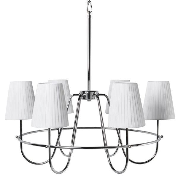 Moderner 6-flammiger Kronleuchter mit verchromtem Metallgestell und weißen plissierten Stoffschirmen.