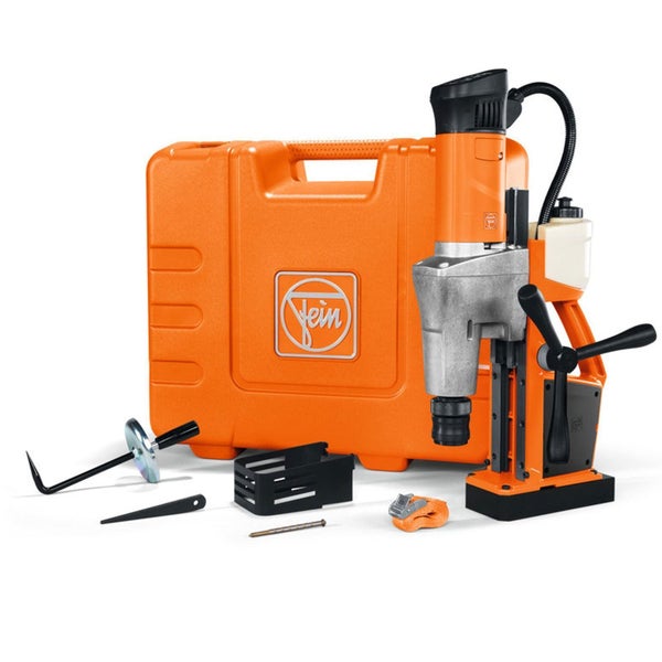 Fein Magnet-Kernbohrmaschine-Set in Orange mit Transportkoffer mit Fein Logo, Kühlmittelbehälter, Berührungsschutz und Zubehör.