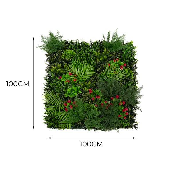 Quadratisches Paneel mit gemischten künstlichen Grünpflanzen und roten Blüten, Abmessungen 100 cm mal 100 cm.