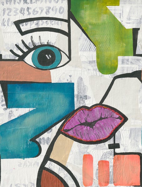 Abstraktes Wandbild im Collage-Stil mit einem stilisierten Gesicht, einem blauen Auge und lila Lippen auf einem vielschichtigen Hintergrund.