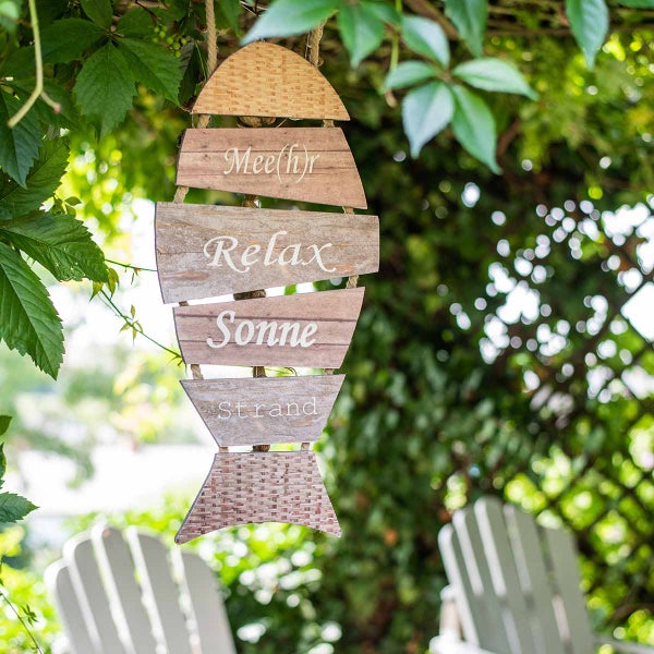 Dekorative Holzfisch-Hängevorrichtung mit den Worten Meer, Relax, Sonne und Strand