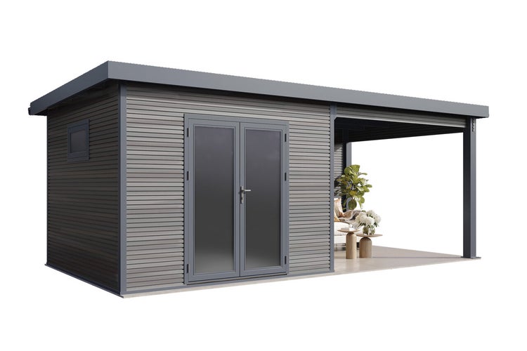 Modernes Gartenhaus aus Holz mit Pultdach und integriertem überdachtem Freisitz sowie Doppeltür mit Glaseinsätzen.