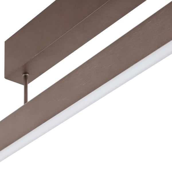 Detailansicht einer linearen LED-Leuchte mit gebürstetem Metallrahmen und minimalistischem, rechteckigem Design.