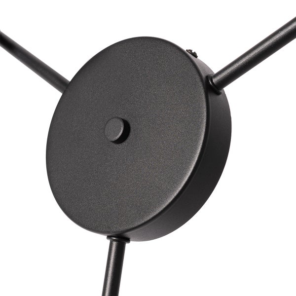 Schwarzer Lampenbaldachin aus Metall mit drei Armen.