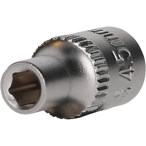 Steckschlüssel mit Artikelnummer und Barcode auf der Verpackung.