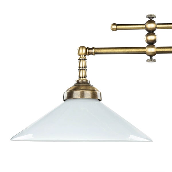 Wandleuchte mit Lampenschirm