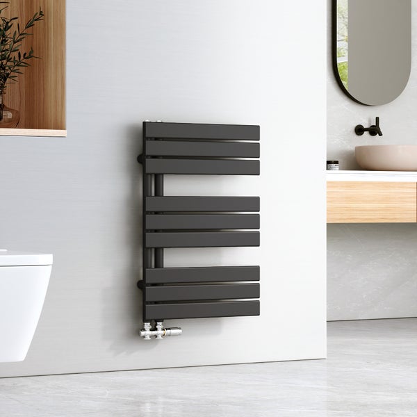 EMKE Design Badheizkörper Flach 762x500 mm Schwarz Handtuchwärmer Klein Seitenanschluss 397W für Warmwasser Zentralheizung Badezimmer