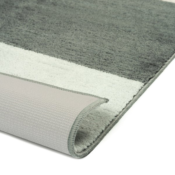 Teppich mit Streifenmuster und rutschfester Unterseite