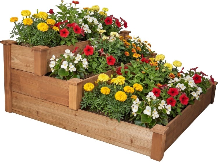 Dreistufiges Hochbeet aus Holz, bepflanzt mit verschiedenen Sommerblumen wie Tagetes, Petunien und Begonien.