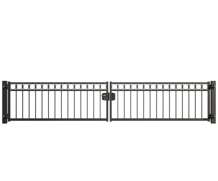 Doppeltor aus Metall für den Garten
