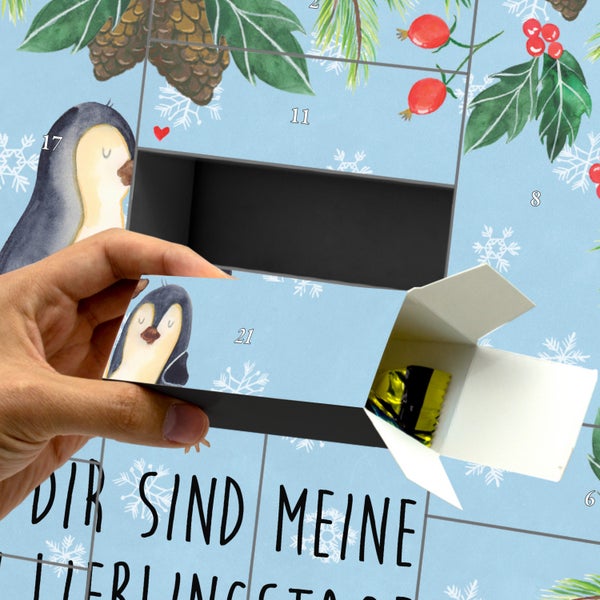 Mr. & Mrs. Panda Befüllbarer Adventskalender Pinguin umarmen - Blau Pastell